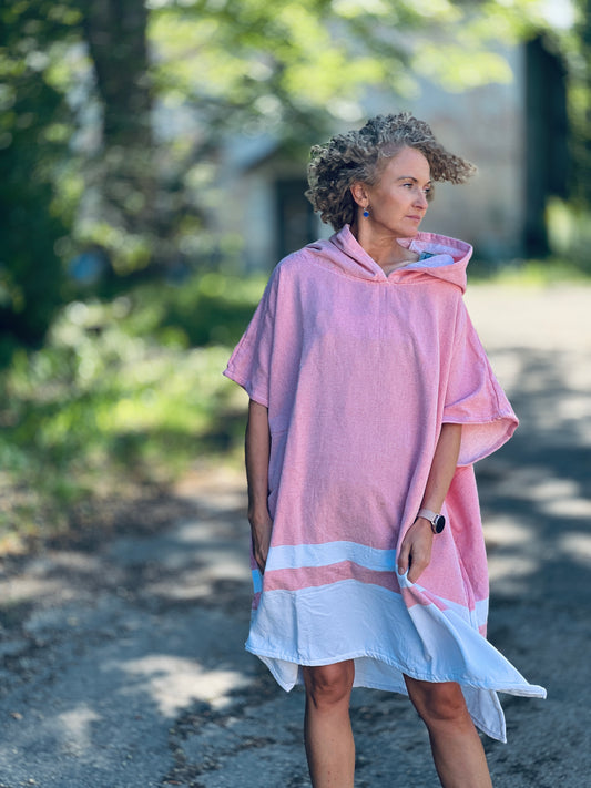 Frotē Pončo SARKANS