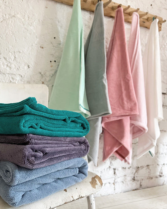 Bambusa vannas dvielis - tumši zils / 3 izmēri