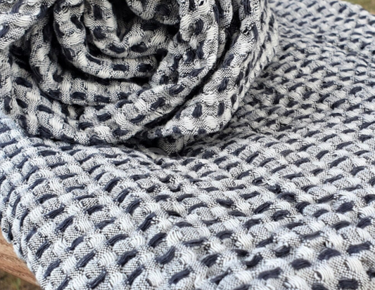 Lina l dvielis / 5 izmēri / MELNBALTS