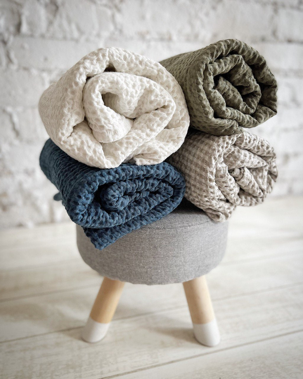 Linen waffle towel / LIGHT GREY