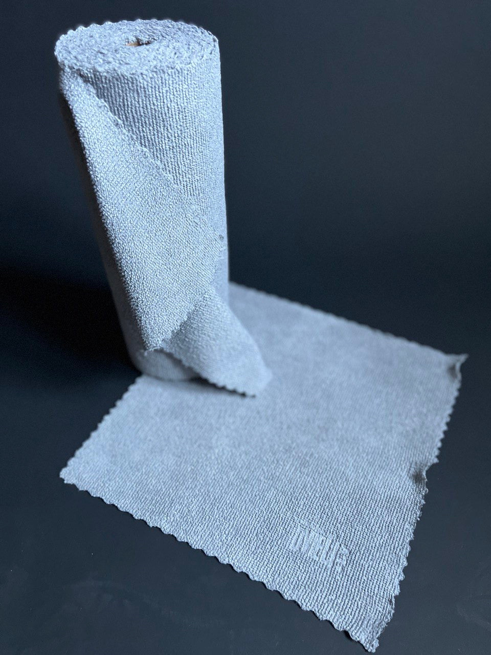 Noplēšami mikrošķiedras dvieļi rullī, 50gb 30x30cm