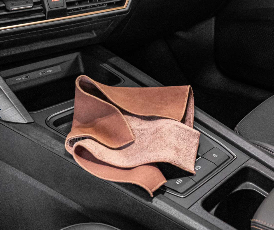 Mikrošķiedras lupatiņa salonam 30x30cm